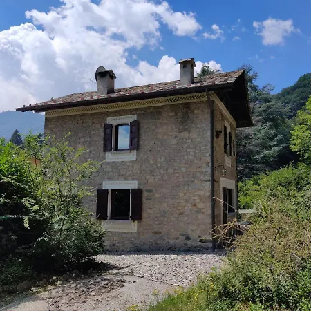 Casetta Del Parco Feriehus *