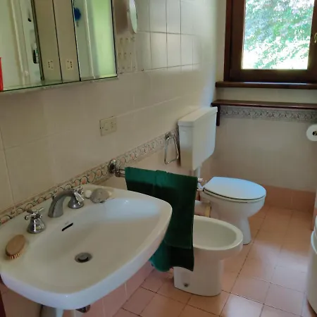 Casetta Del Parco Feriehus Magreglio